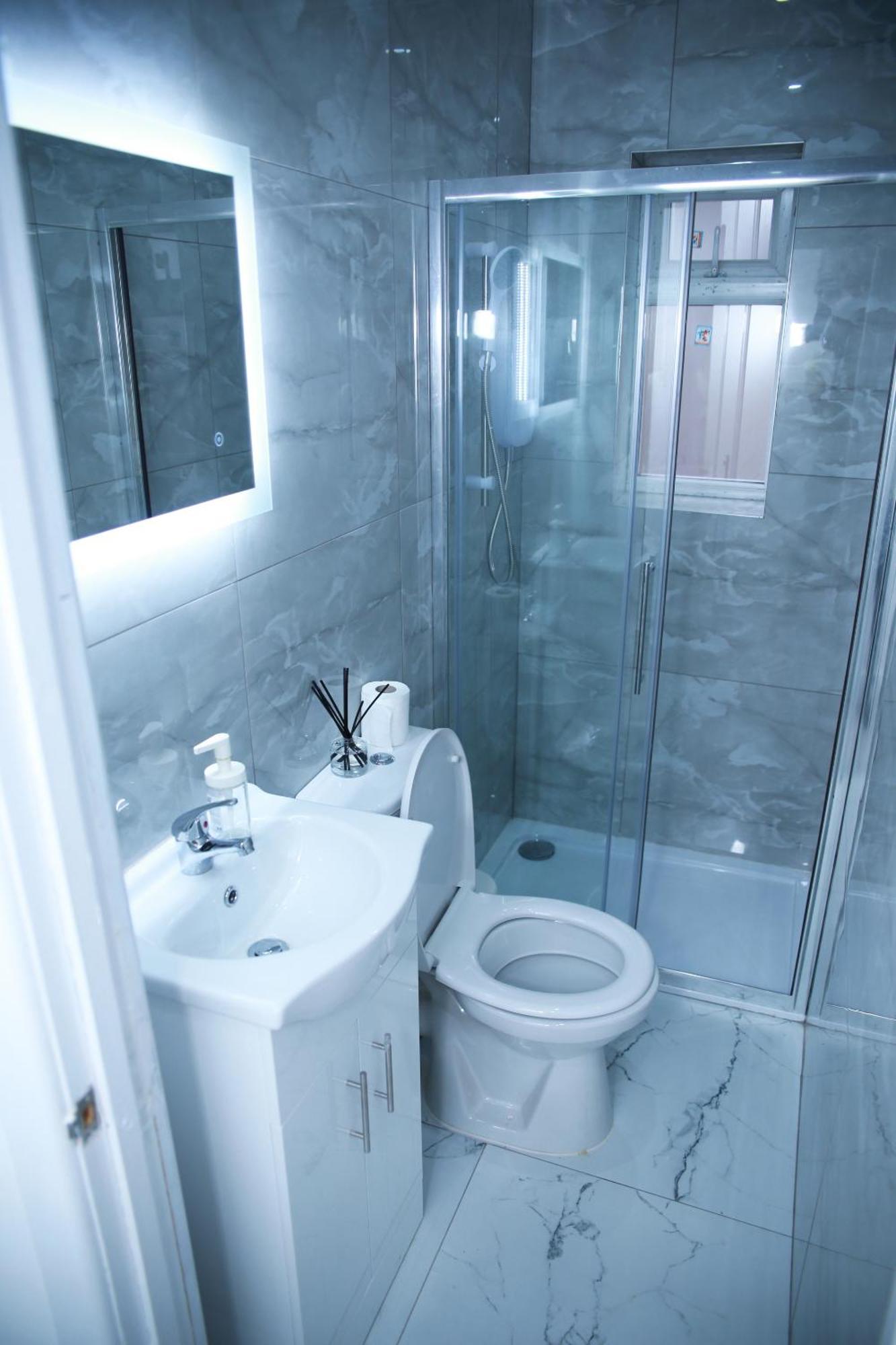 Harrow Luxury Flat With Free Parking. Διαμέρισμα Λονδίνο Δωμάτιο φωτογραφία