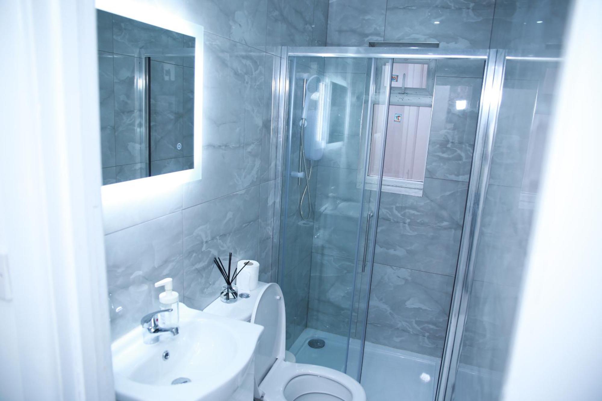 Harrow Luxury Flat With Free Parking. Διαμέρισμα Λονδίνο Εξωτερικό φωτογραφία